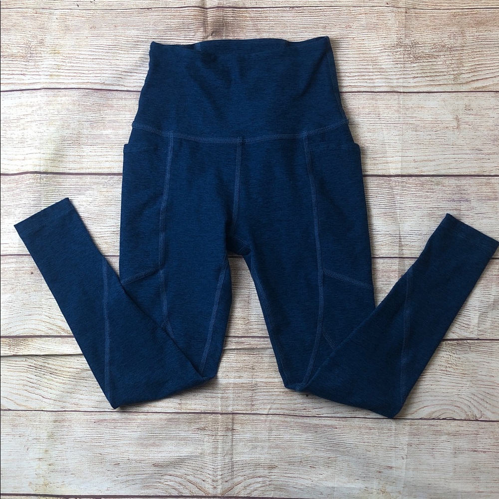 Beyond Yoga Space Dye Blue Leggings 💚
